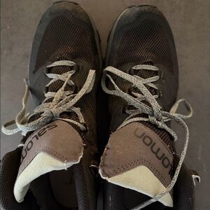 Salomon women’s hiking sneakers